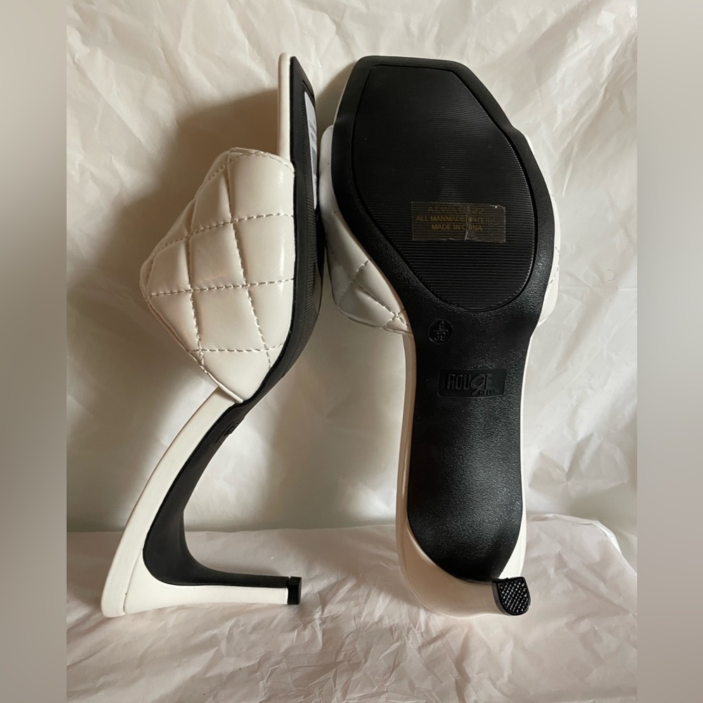 Rough Helium heeled Sandal